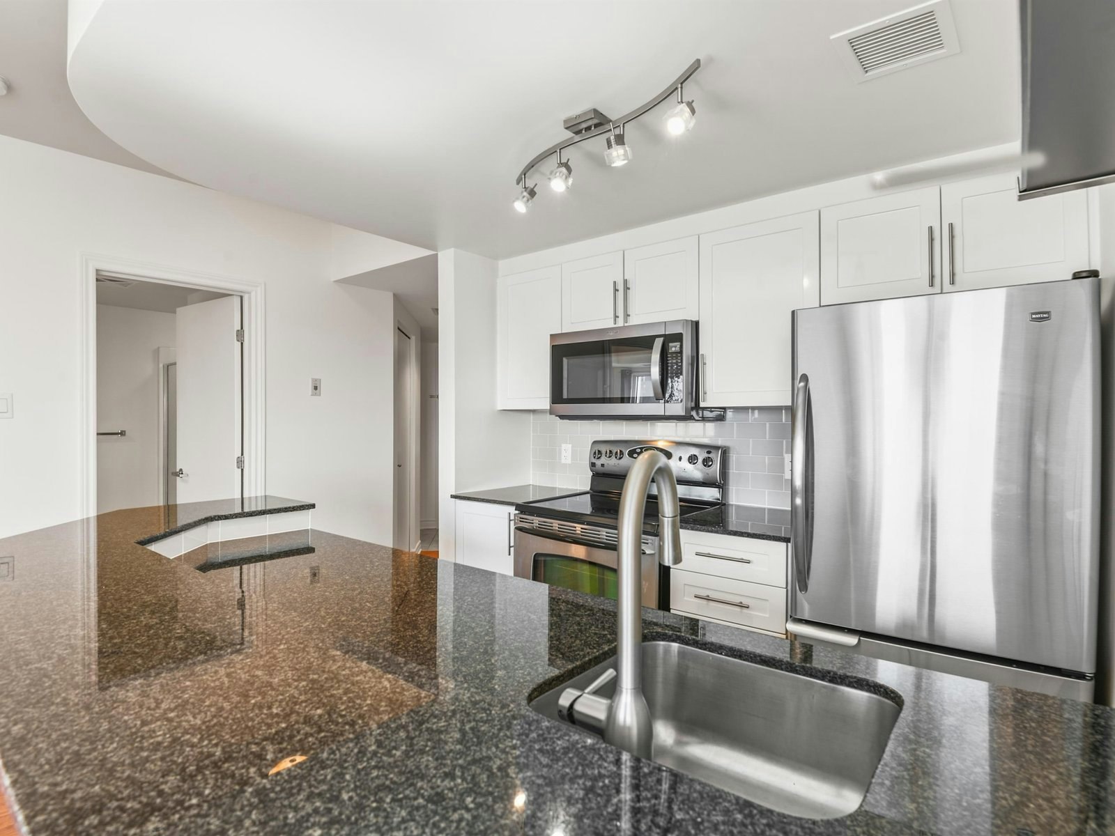 1708-200 Rideau Street, Ottawa, ON, K1N 5Y1 - 13