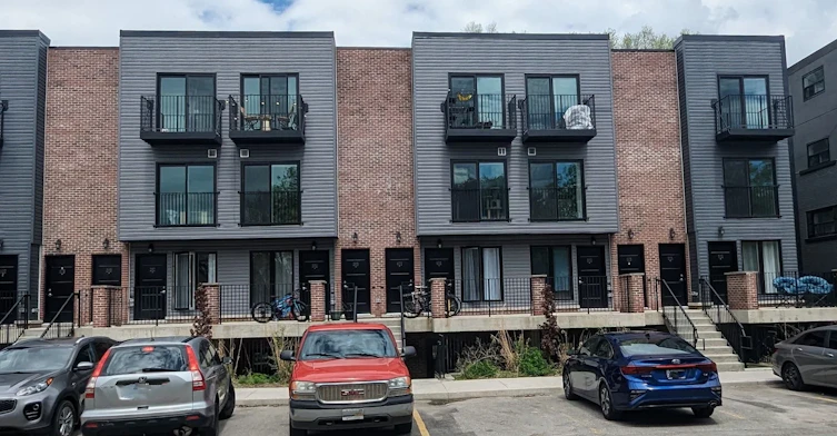 401-169 Lancaster Street W, Kitchener, ON, N2H 4T7