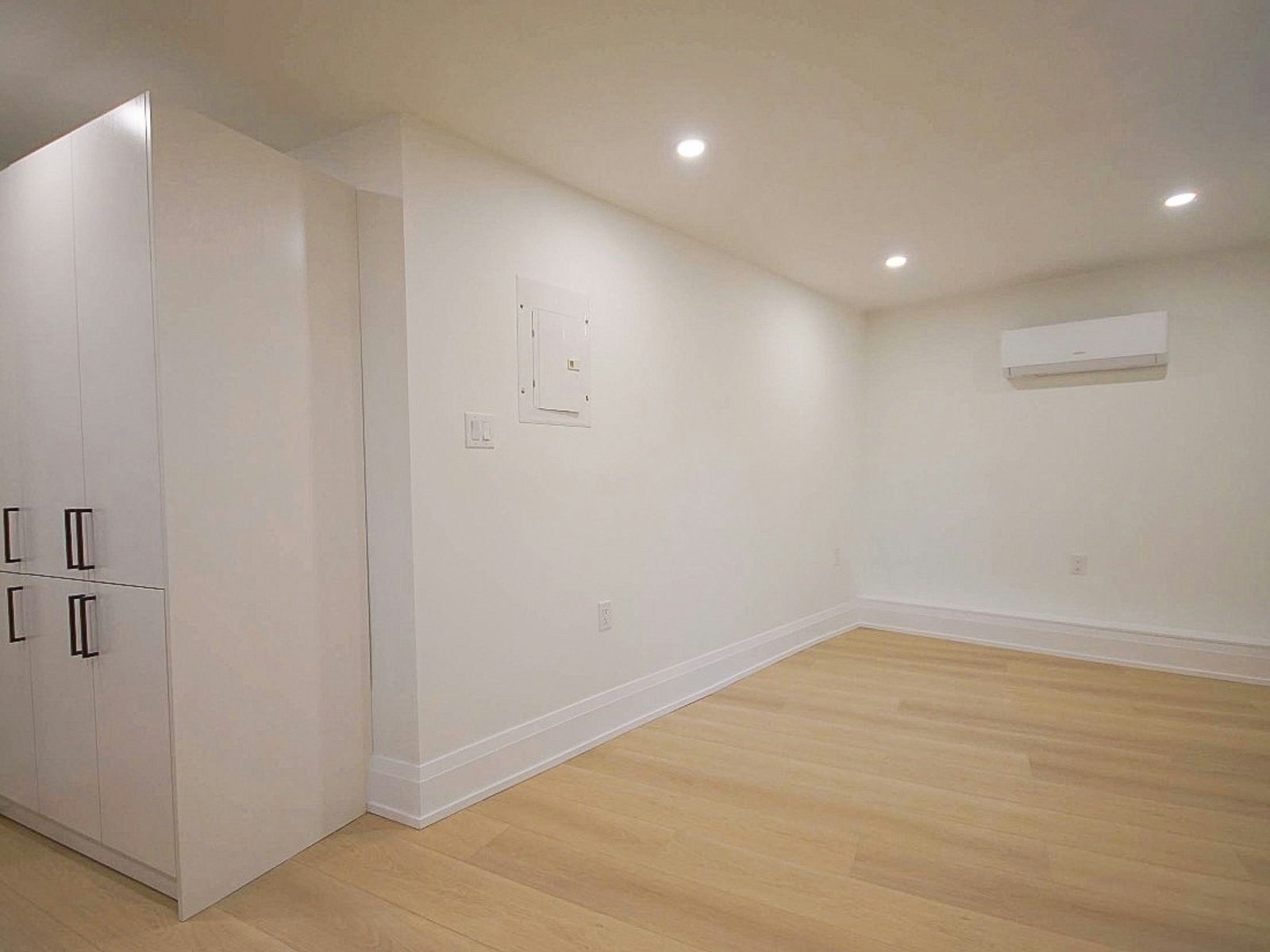 8-269 Madison Avenue South, Kitchener, ON, N2M 3H5 - 6