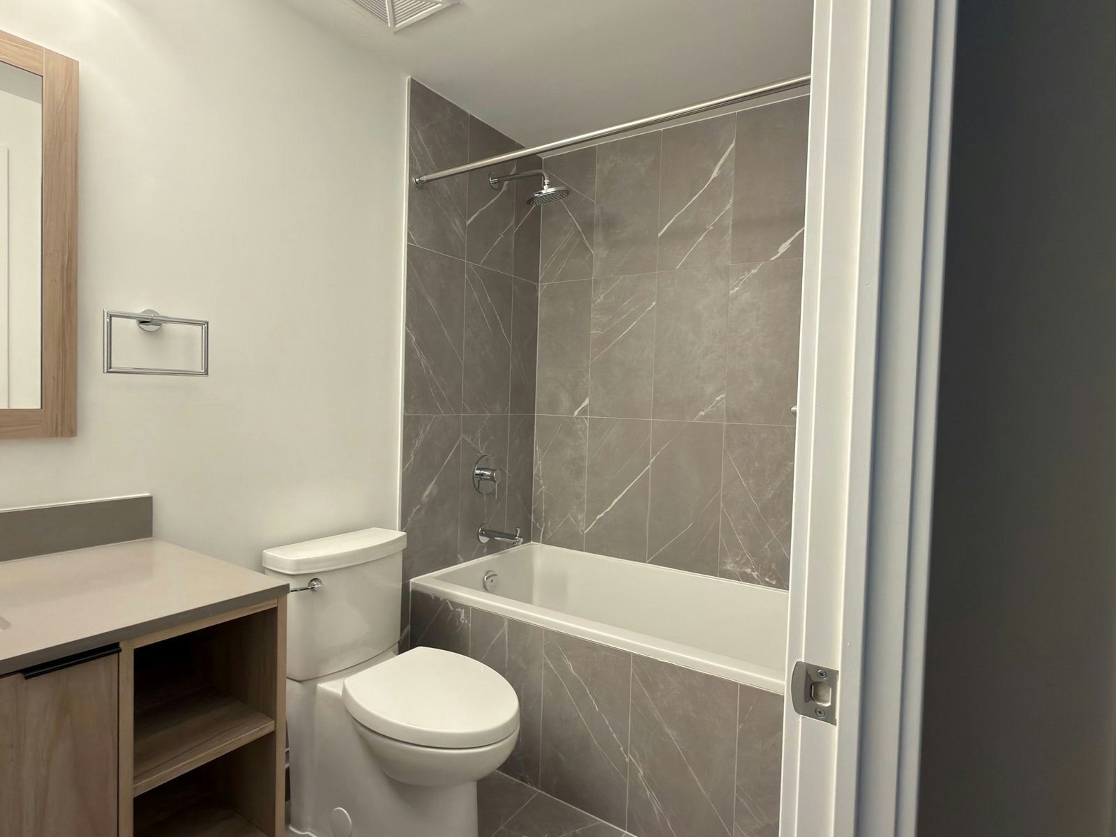 309-1037 The Queensway, Toronto, ON, M8Z 0H5 - 13
