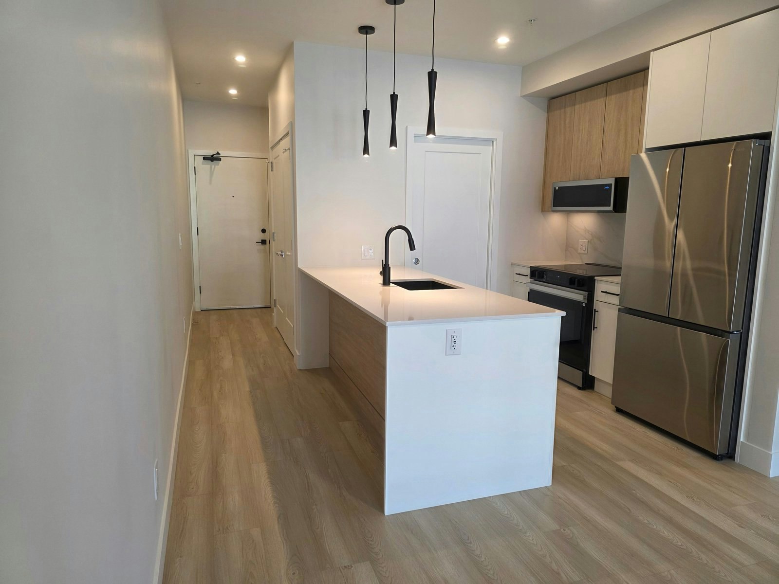 213-34395 Gladys Avenue, Abbotsford, BC, V2S 2E8 - 7