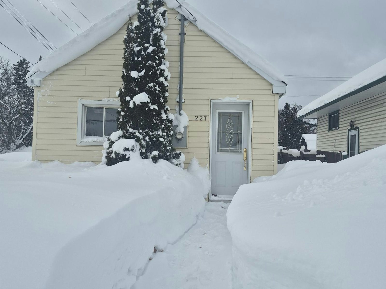2 Bed-227 Turner Avenue, Sault Ste. Marie, ON, P6C 4S8