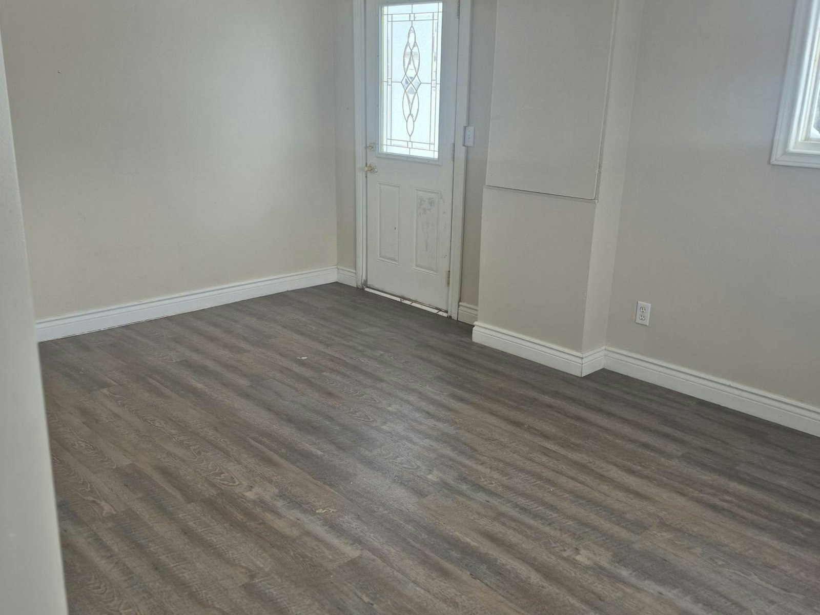 2 Bed-227 Turner Avenue, Sault Ste. Marie, ON, P6C 4S8 - 2
