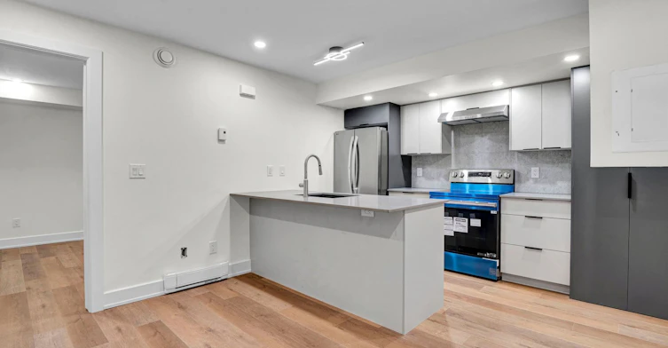 B-374 Berkley Avenue, Ottawa, ON, K2A 2G7 - 3