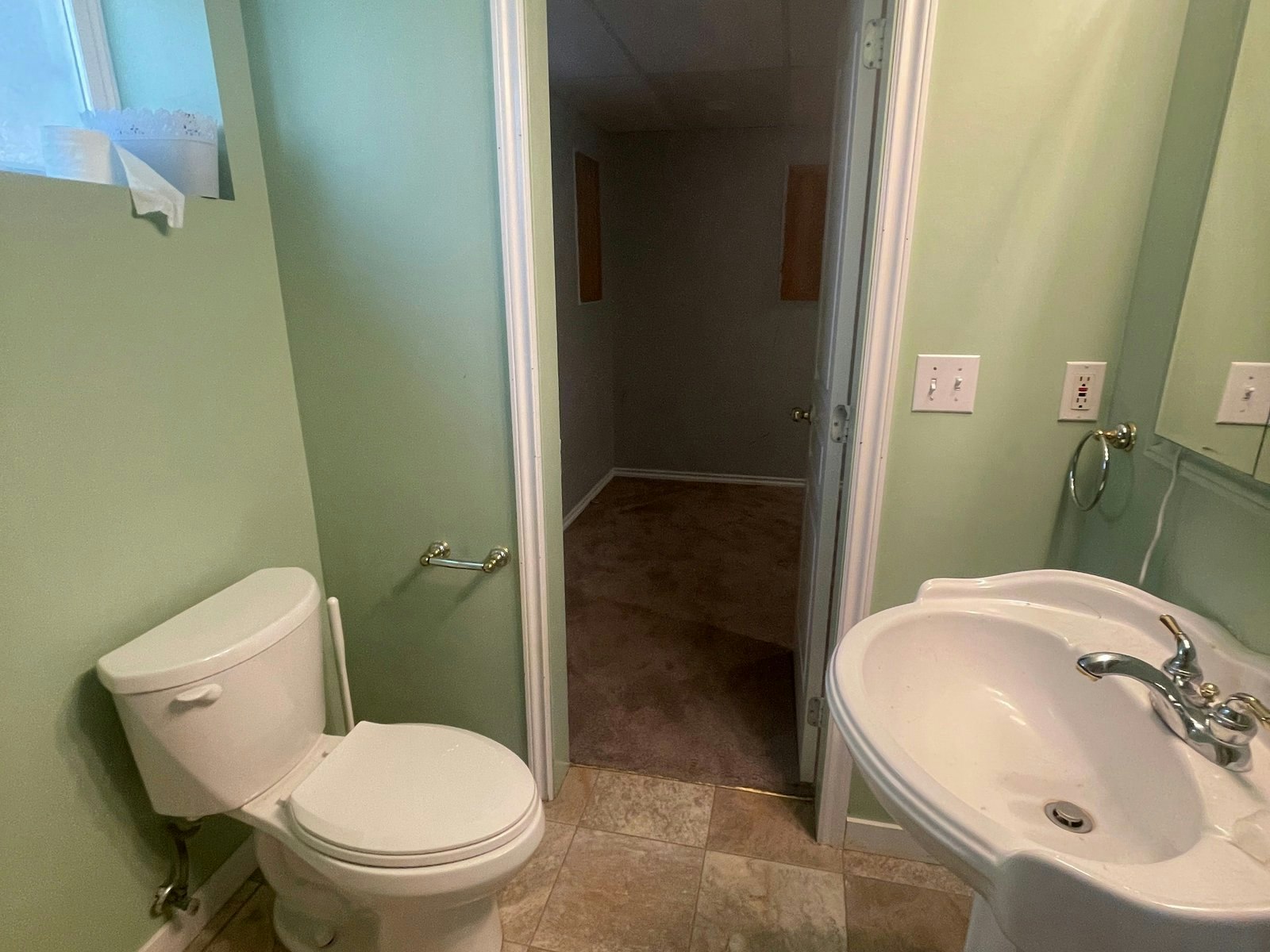 Main-32217 Pineview Avenue, Abbotsford, BC, V2T 1R2 - 17