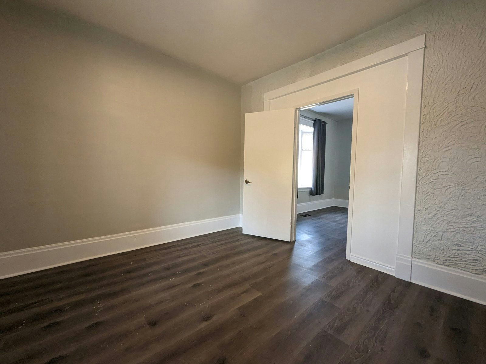 B-84 Ahrens Street W, Kitchener, ON, N2H 4C1 - 8