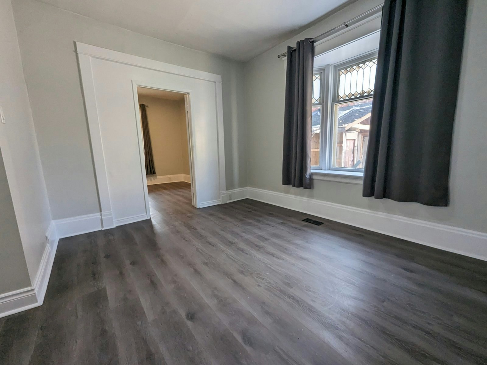 B-84 Ahrens Street W, Kitchener, ON, N2H 4C1 - 11