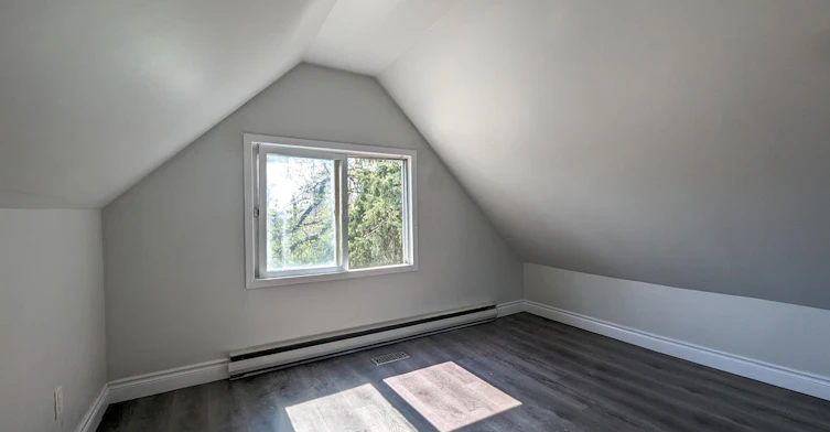 B-84 Ahrens Street W, Kitchener, ON, N2H 4C1 - 12