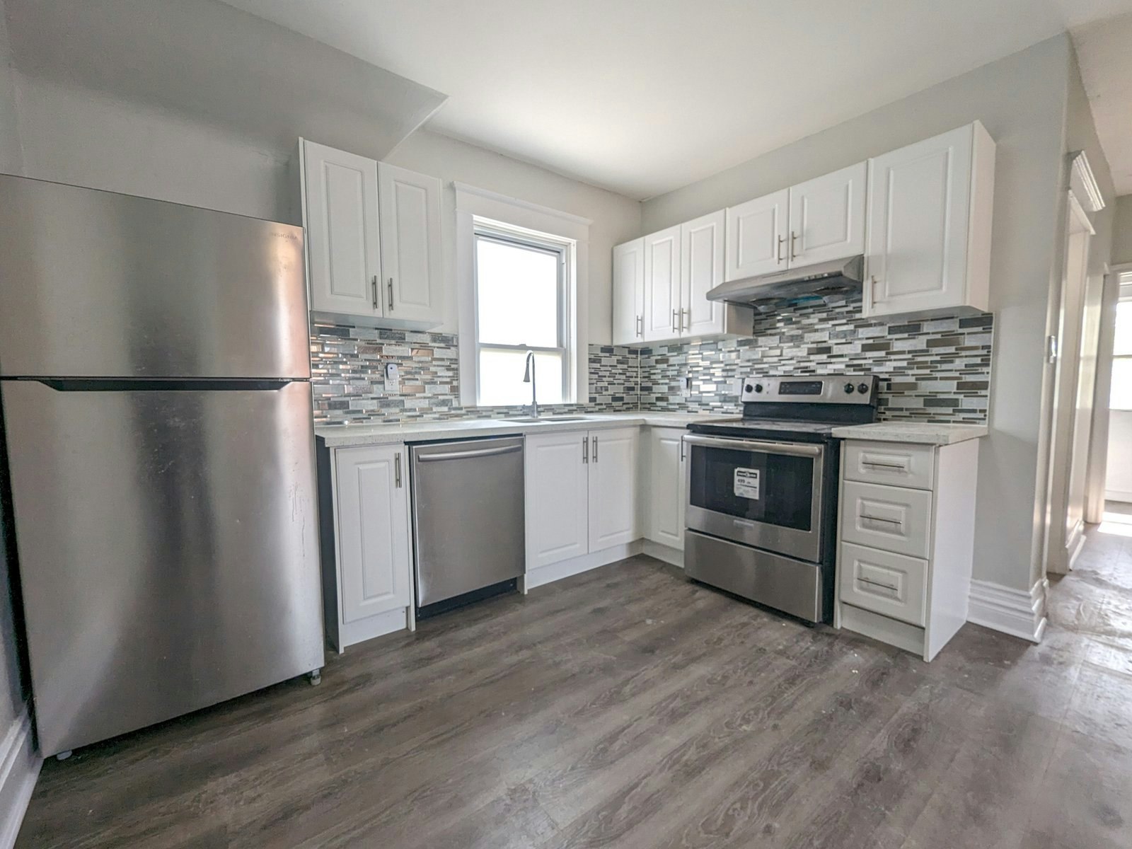 B-84 Ahrens Street W, Kitchener, ON, N2H 4C1 - 19