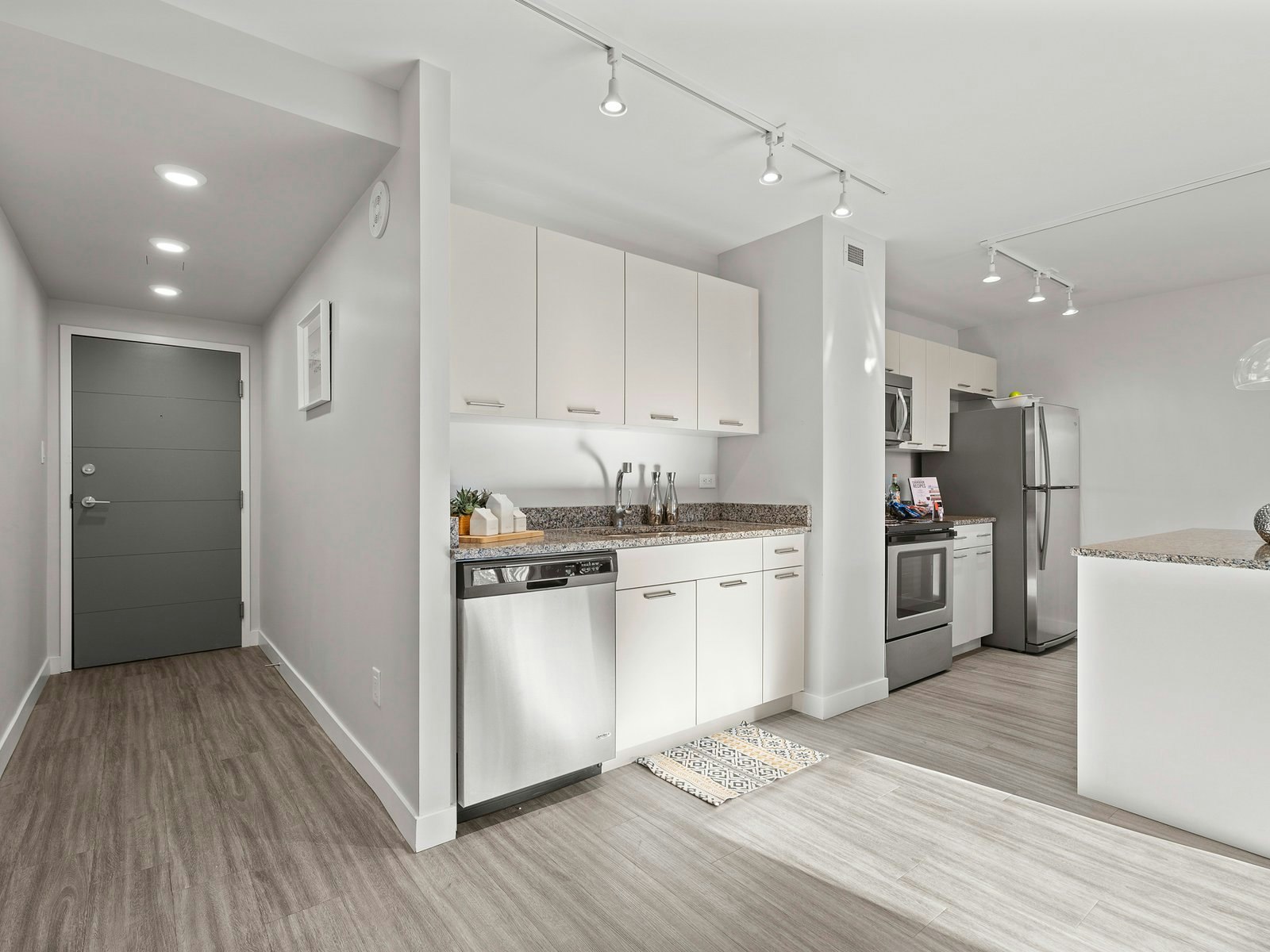 1 Bedroom + Den-640 Main Street, Saskatoon, SK, S7H 0J7 - 3