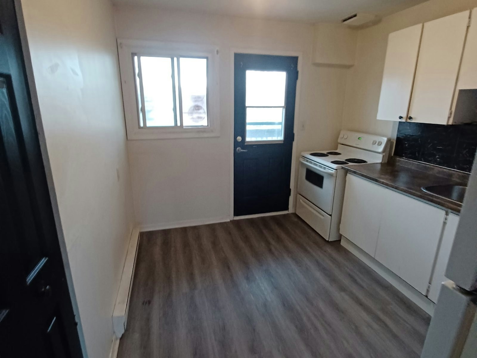 20-32 Washburn Street, Prince Edward County, ON, K0K 2T0 - 11