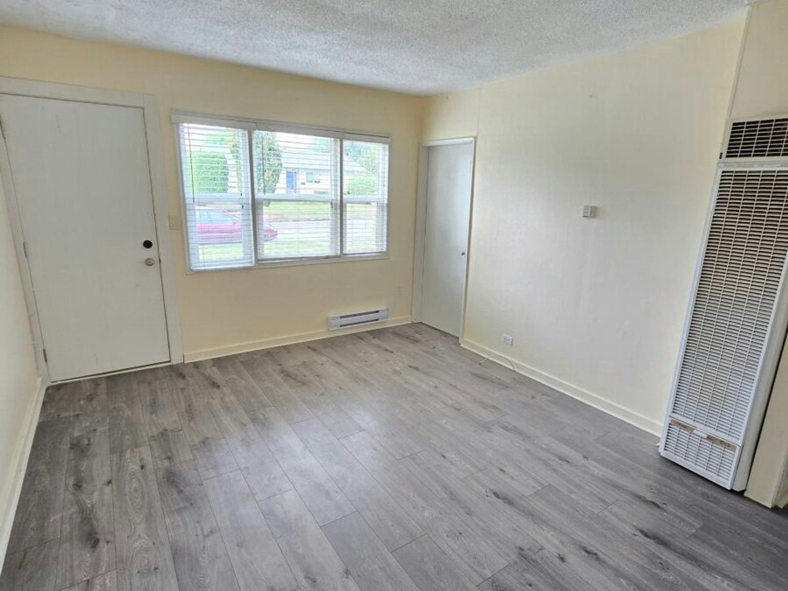 1-9342 Woodbine Street, Chilliwack, BC, V2P 0K7 - 2