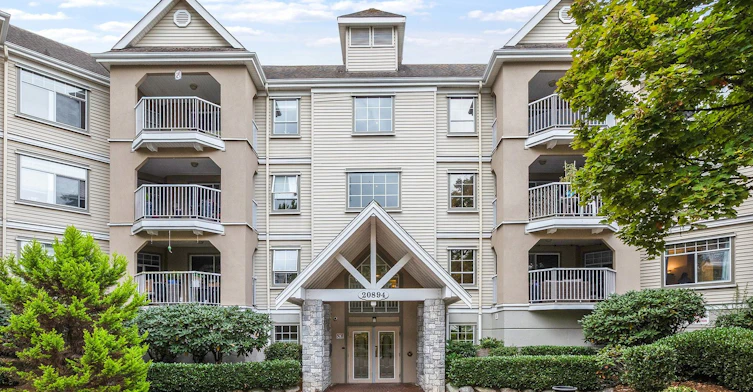 121-20894 57 121 Avenue, Langley, BC, V3A 8M7