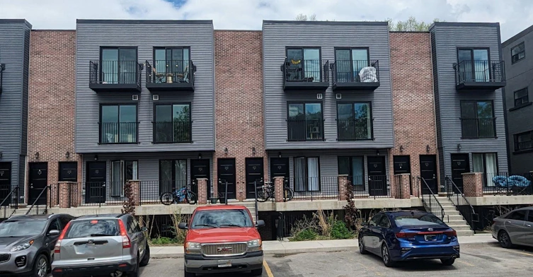 16-169 Lancaster Street W, Kitchener, ON, N2H 4T7