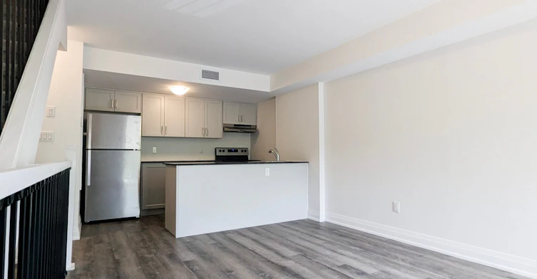 16-169 Lancaster Street W, Kitchener, ON, N2H 4T7 - 4