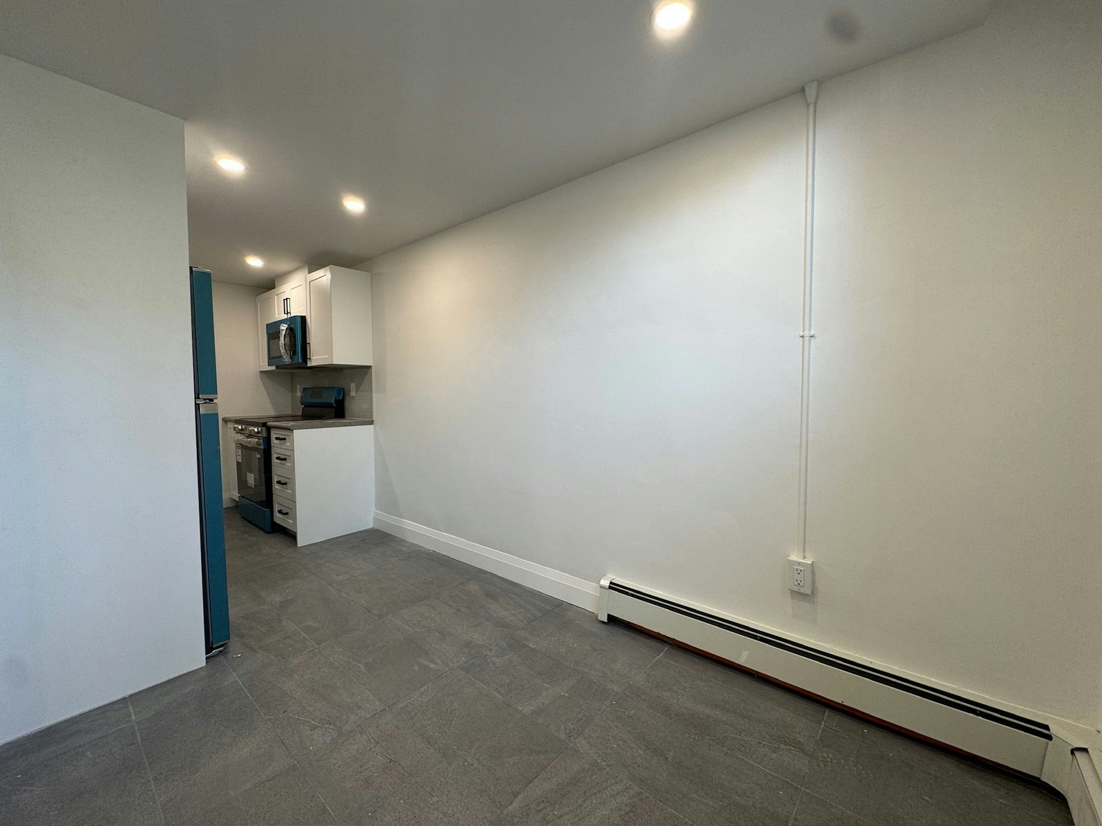 12-74 Shepherd Street West, Windsor, ON, N8X 1B9 - 17