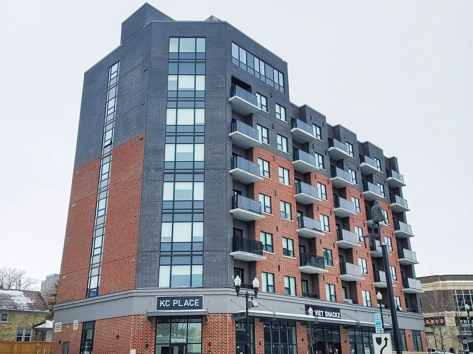 609-387 King Street E, Kitchener, ON, N2G 3L2