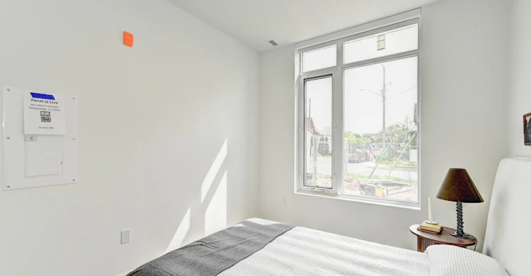 1 Bed + Den-415 Duke Street W, Kitchener, ON, N2H 0E6 - 23