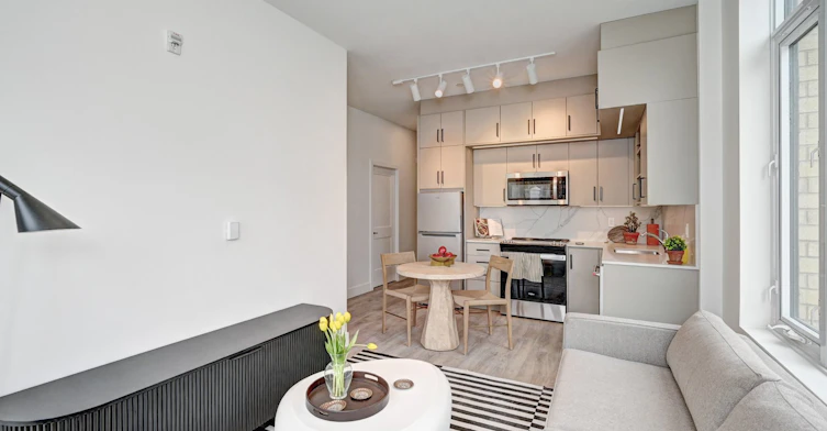 1 Bed + Den-415 Duke Street W, Kitchener, ON, N2H 0E6 - 6