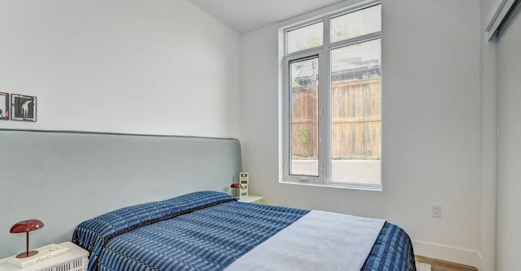 1 Bed + Den-415 Duke Street W, Kitchener, ON, N2H 0E6 - 24