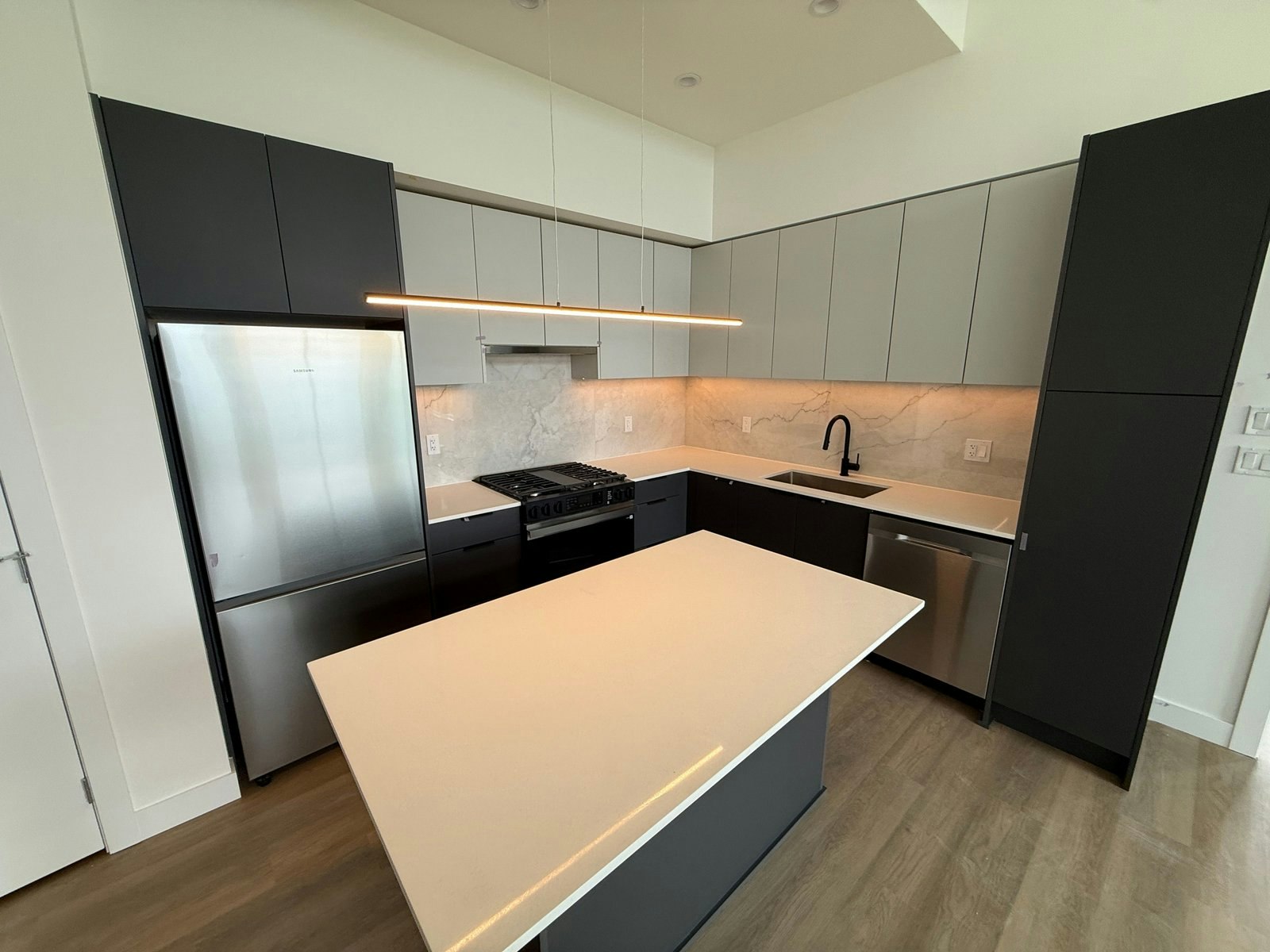 Main-7728 119a Street, Delta, BC, V4C 6N6 2