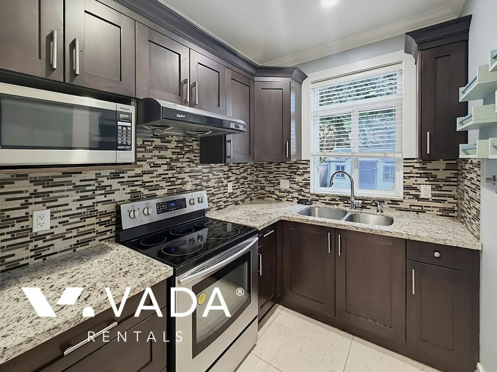 Upper-8919 116 Street, Delta, BC, V4C 5W4 - 10