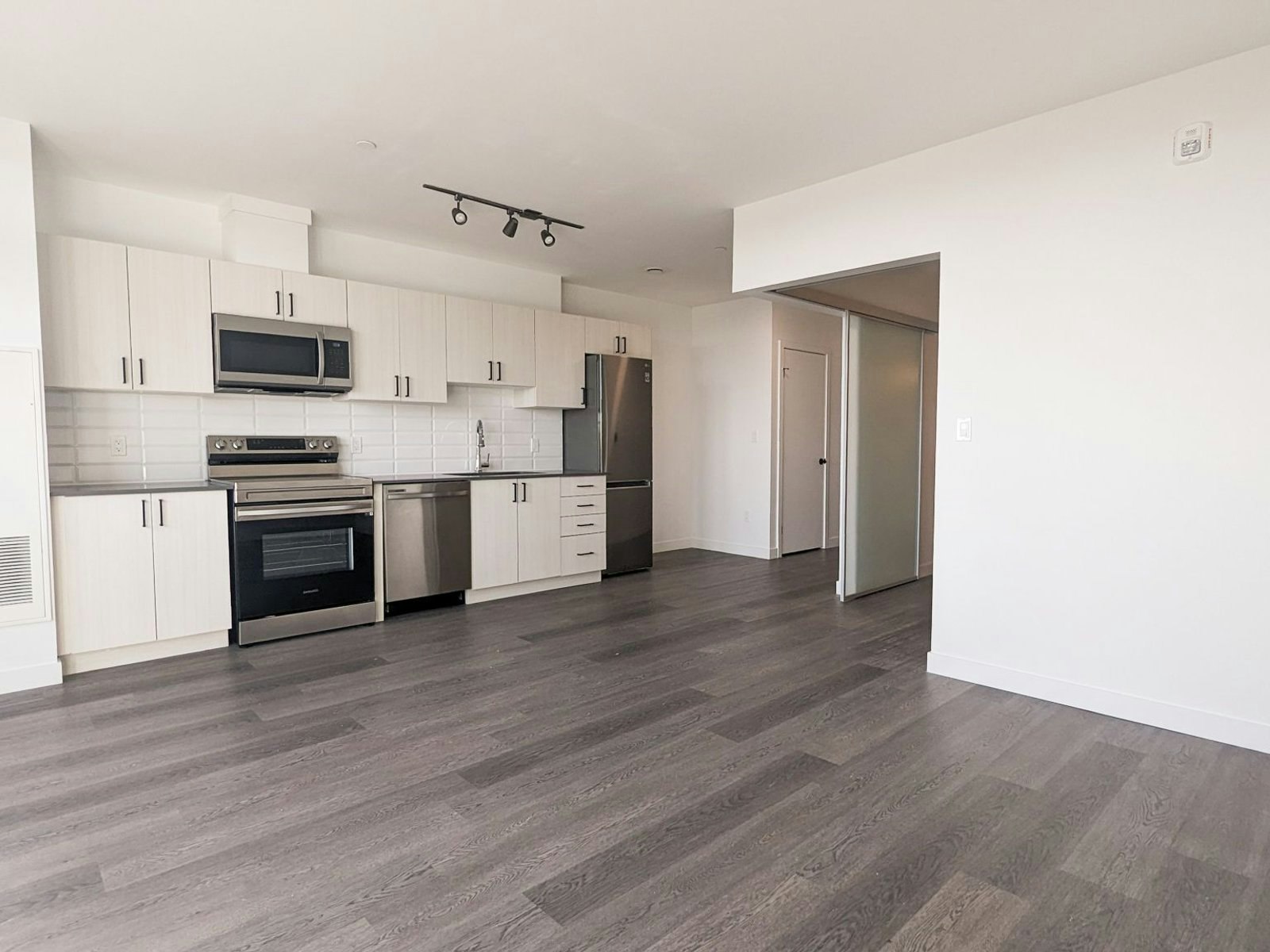 501-388 King Street E, Kitchener, ON, N2G 0C6 - 9