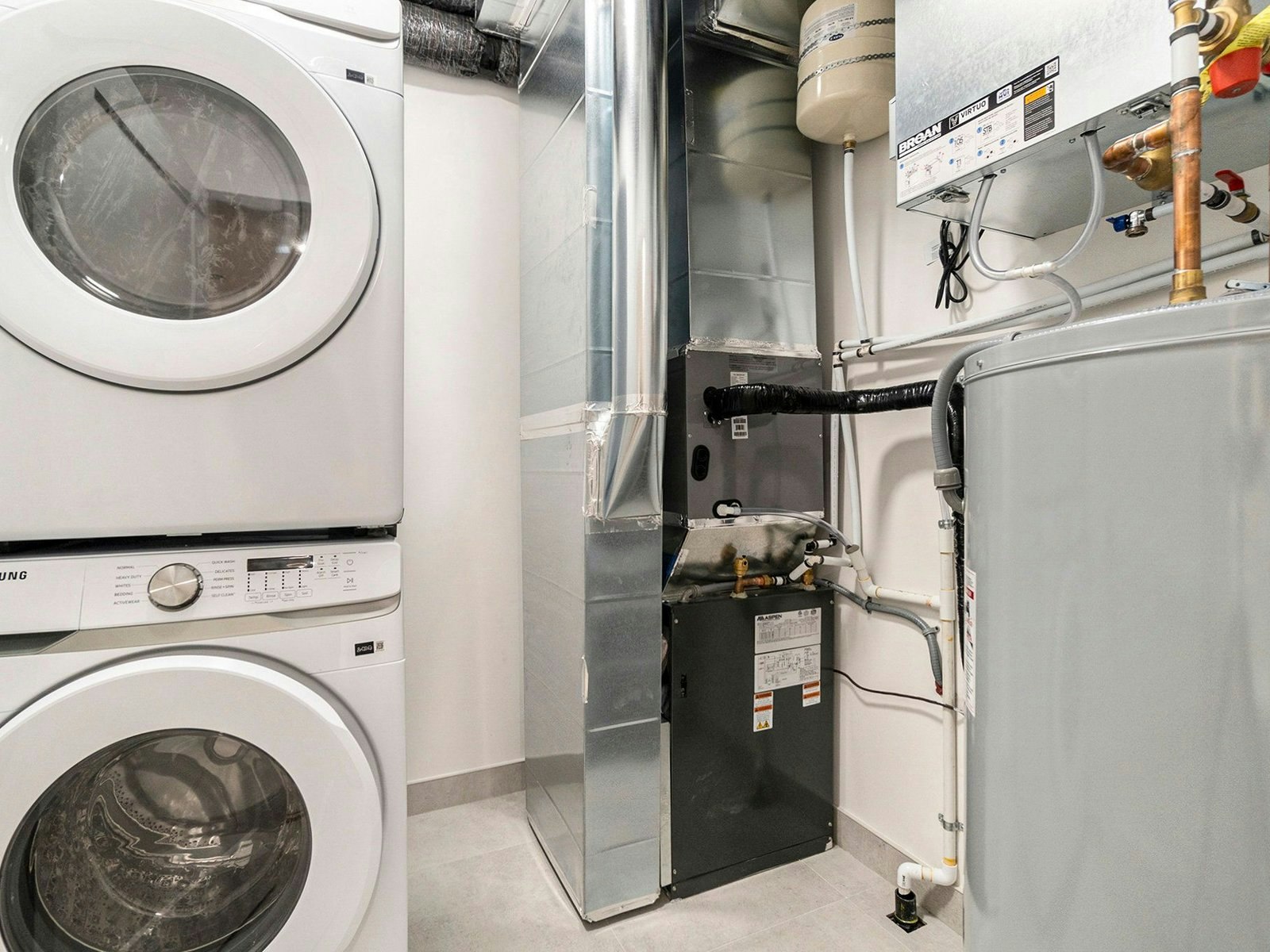 8-373 Iberville Street, Ottawa, ON, K1L 6G1 - 9