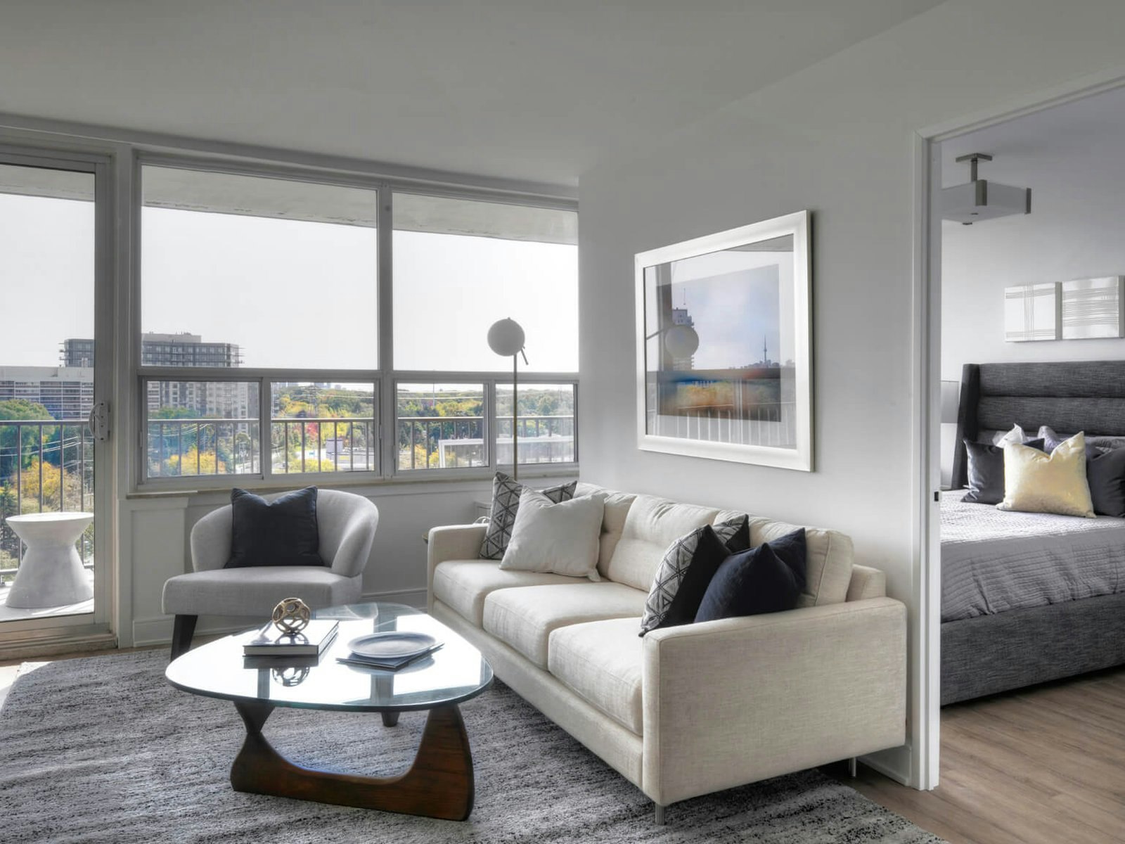 One Bedroom-289 The Kingsway, Toronto, ON, M9A 3T9