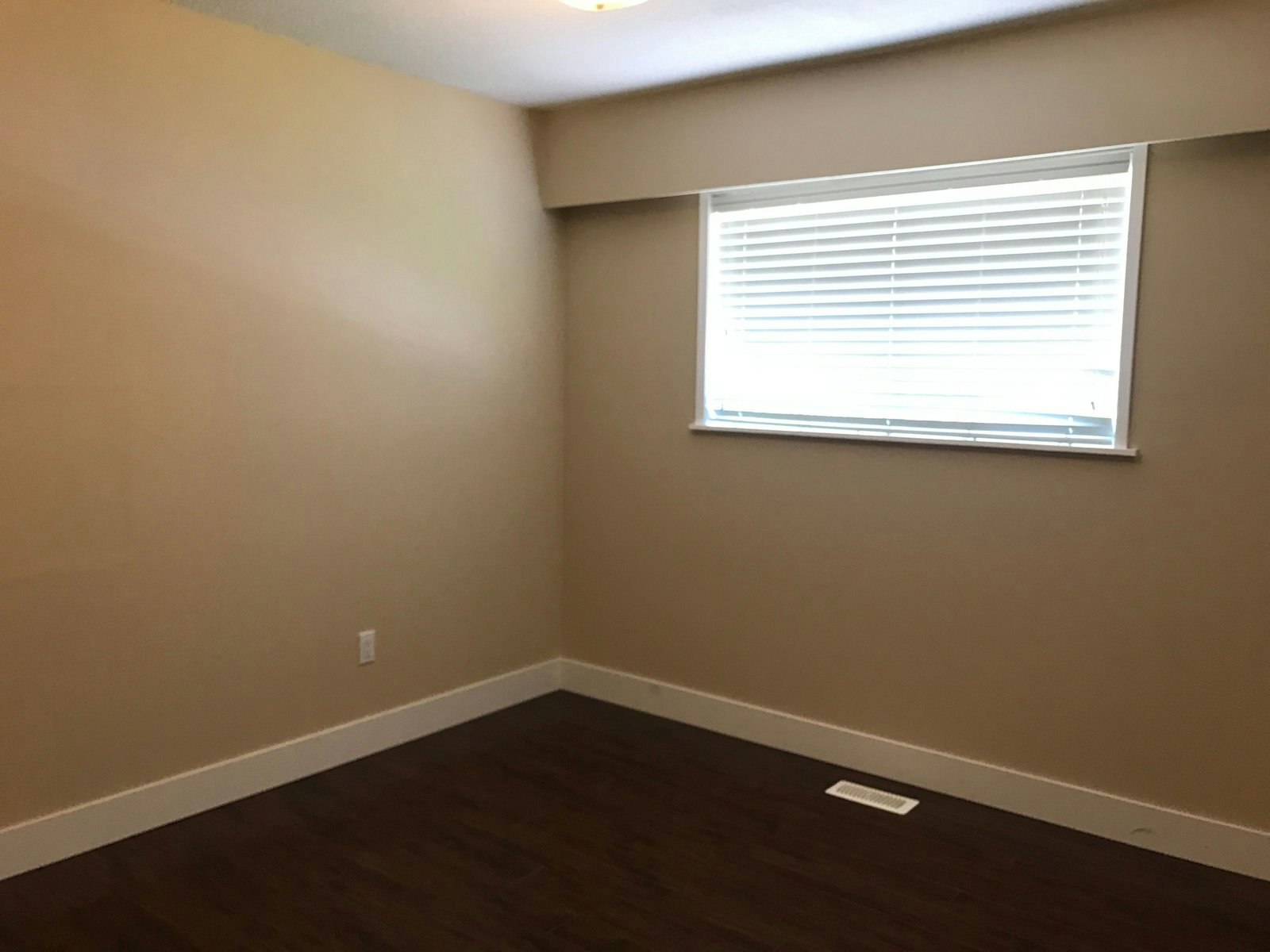 Main-31613 Charlotte Avenue, Abbotsford, BC, V2T 3Z6 - 7