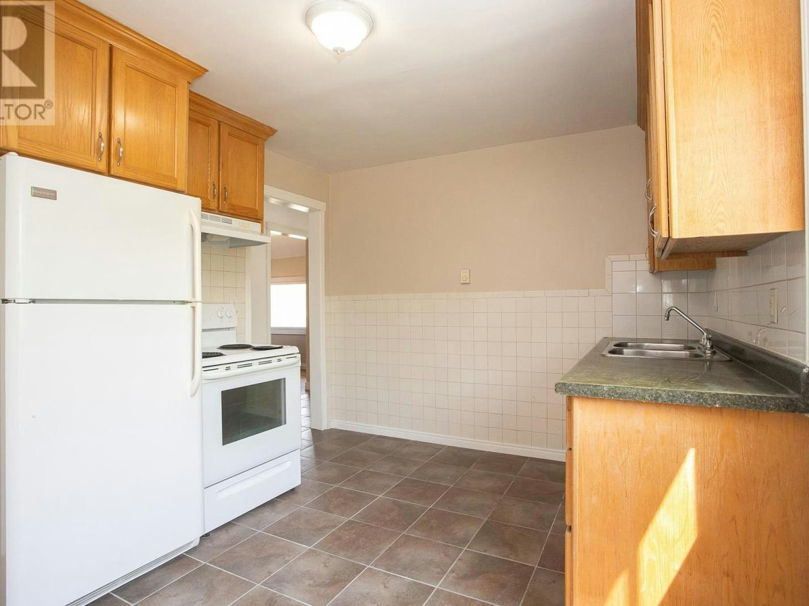 B-84 Wallace Terrace, Sault Ste. Marie, ON, P6C 1K3 - 21