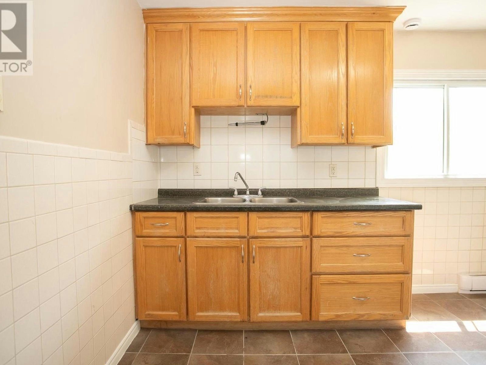 B-84 Wallace Terrace, Sault Ste. Marie, ON, P6C 1K3 - 22