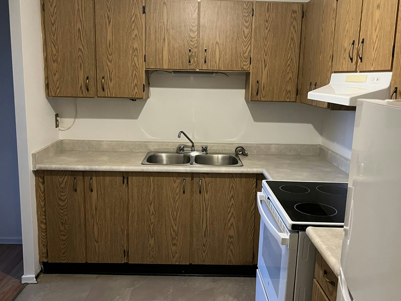 205-152 Thorold Road, Welland, ON, L3C 6N3 - 8