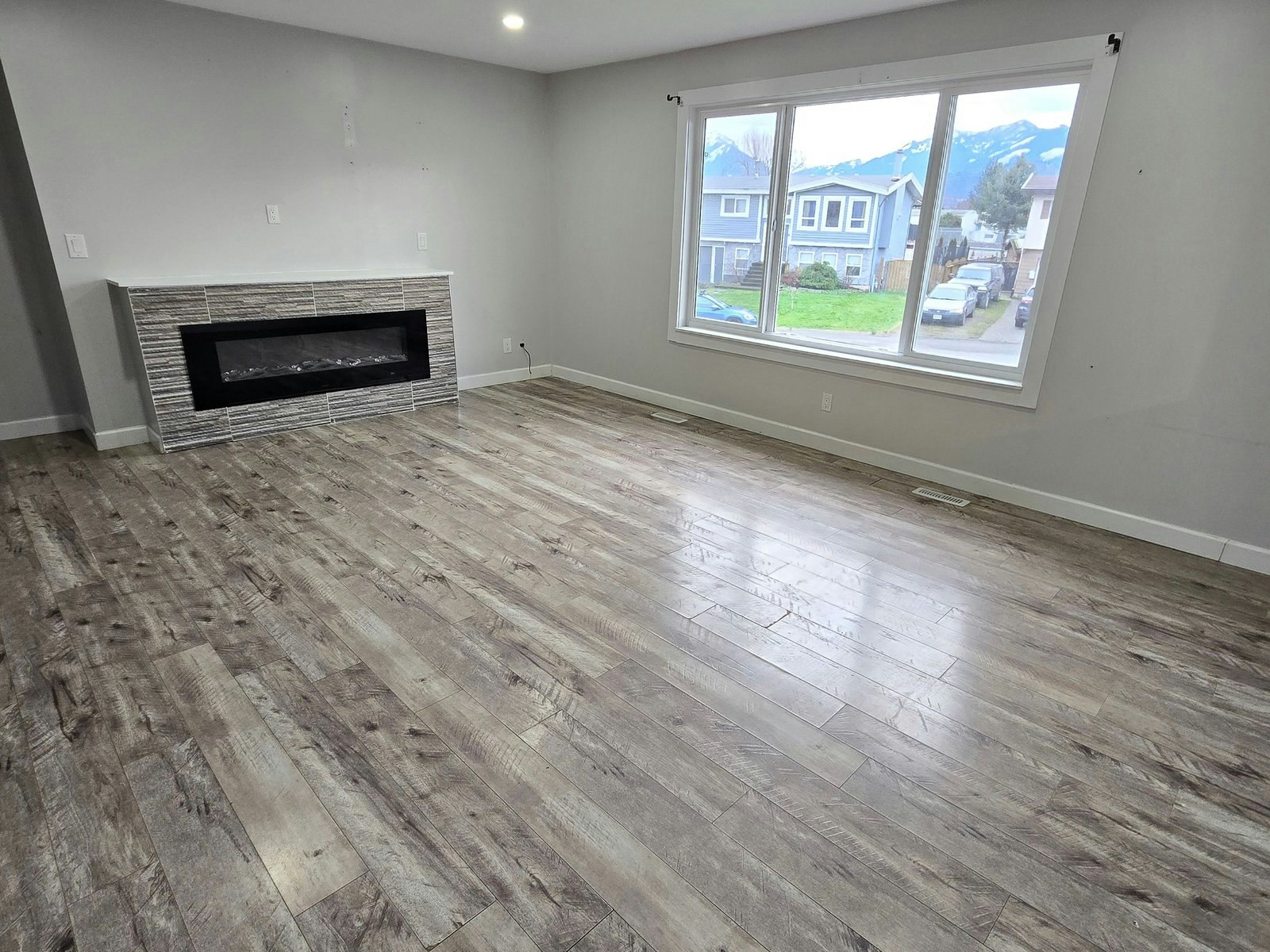 UPPER-46383 Cora Avenue, Chilliwack, BC, V2P 7K9 - 4