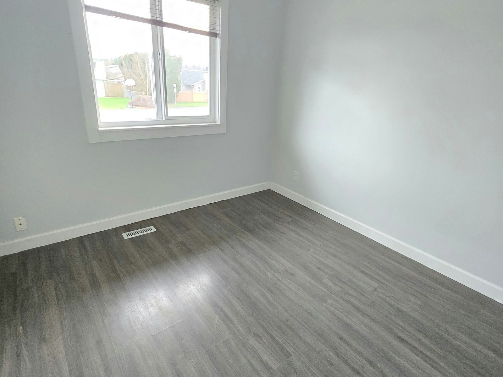 UPPER-46383 Cora Avenue, Chilliwack, BC, V2P 7K9 - 9