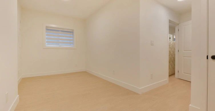 Basement-16678 16 Basement Avenue, Surrey, BC, V3Z 9M4 - 12