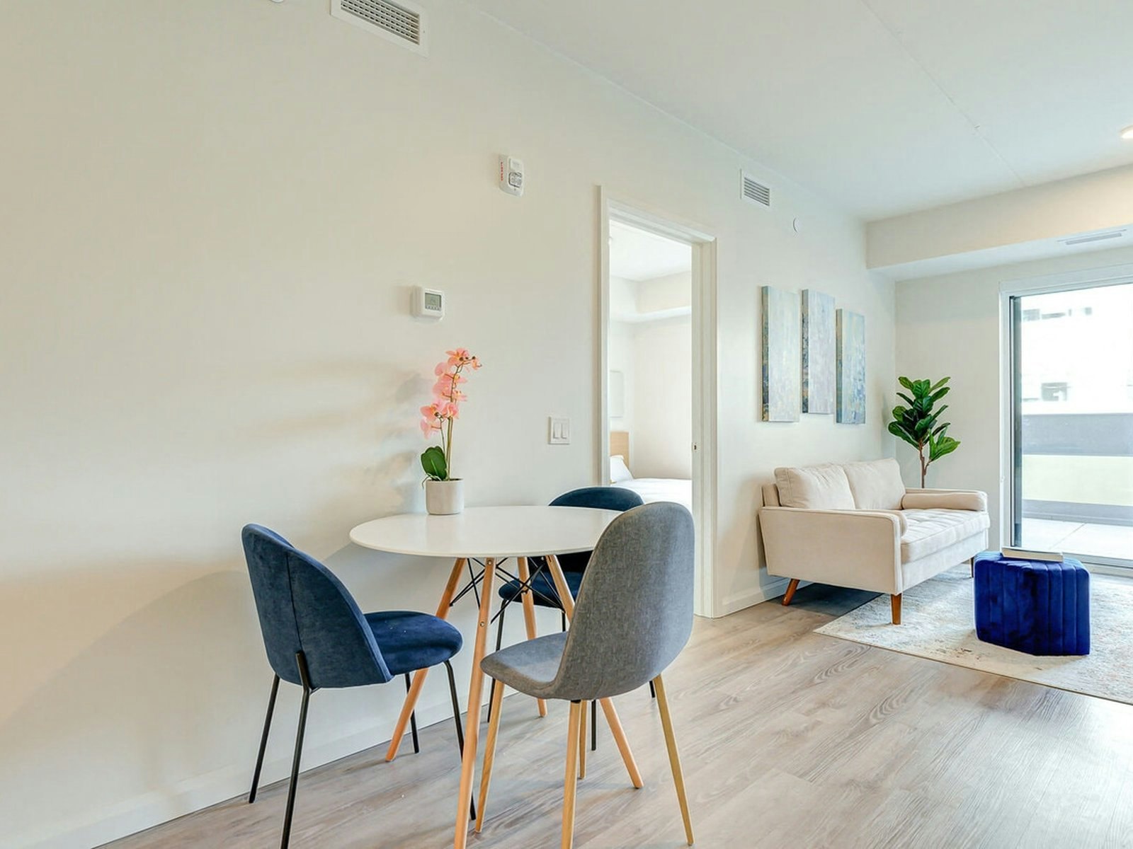 1 Bedroom-63 Scott Street, Kitchener, ON, N2H 0C3 - 17