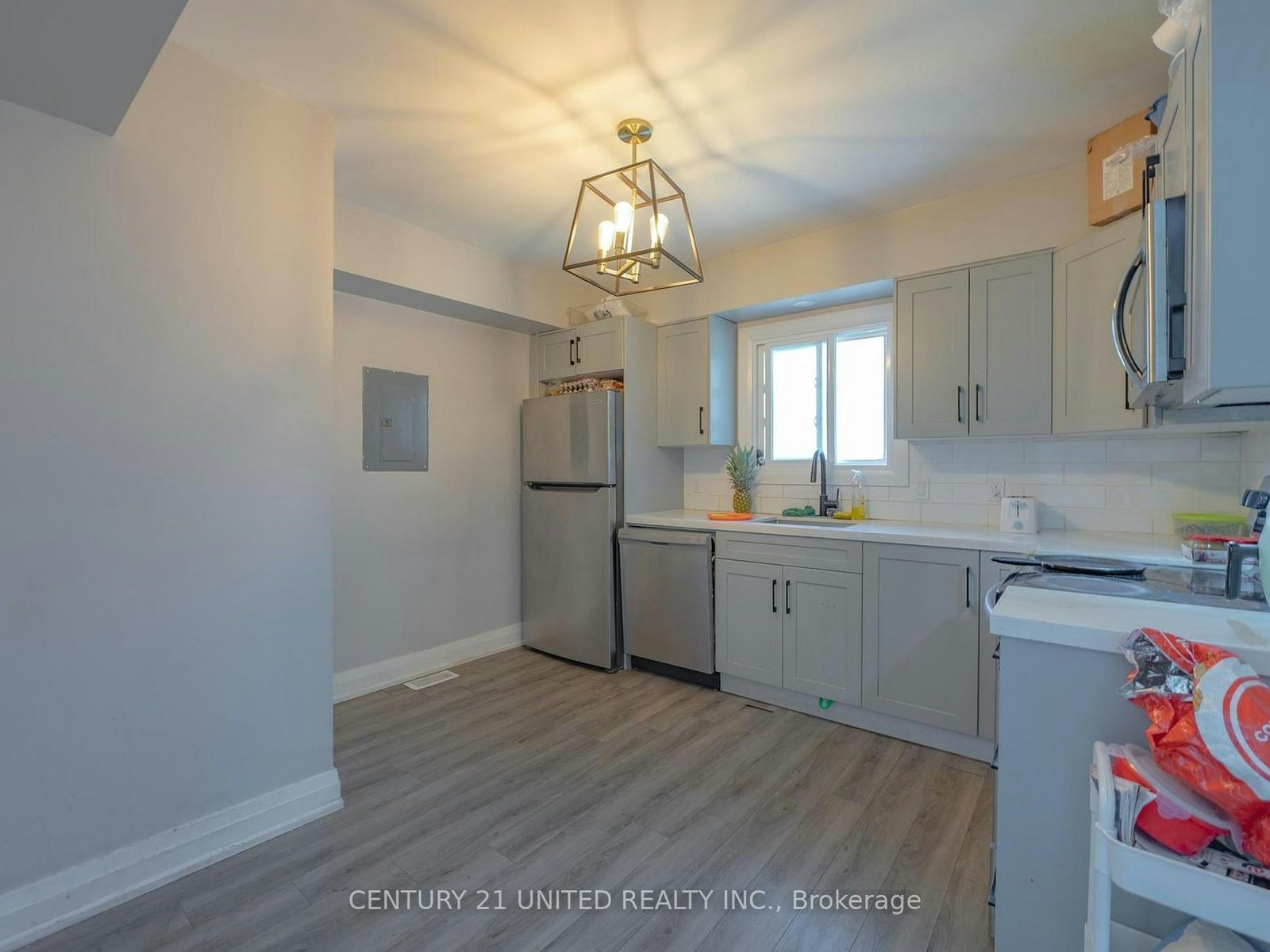A-818 Orpington Road, Peterborough, ON, K9J 7X5 - 6