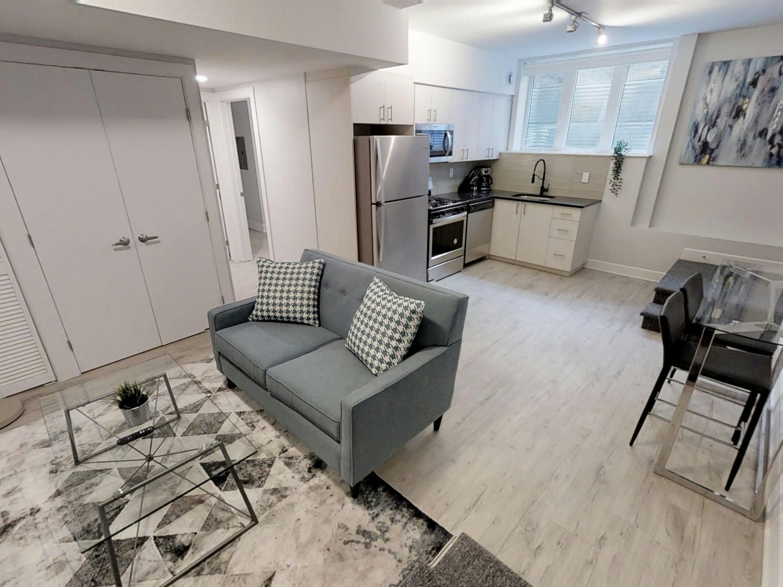 5-12 Jolliet Avenue, Ottawa, ON, K1L 5H5 - 6