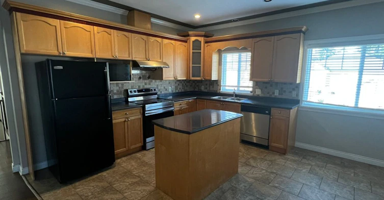 BSMT-33830 Hollister Place, Mission, BC, V2V 7P6