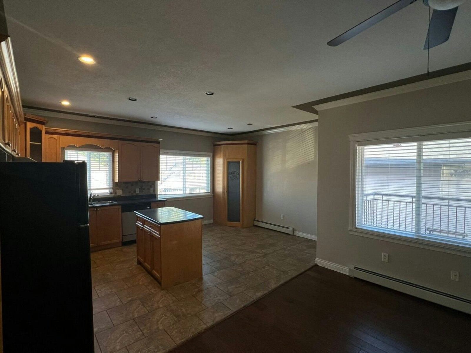 BSMT-33830 Hollister Place, Mission, BC, V2V 7P6 - 2