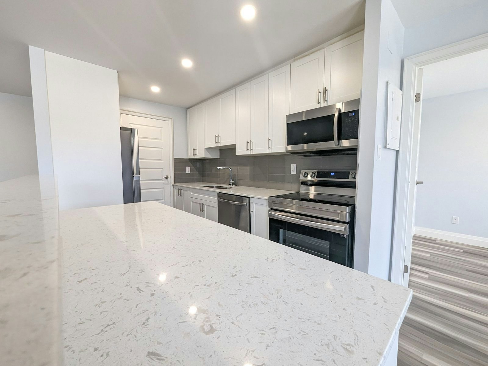 306-581 Strasburg Road, Kitchener, ON, N2E 1P2 - 16