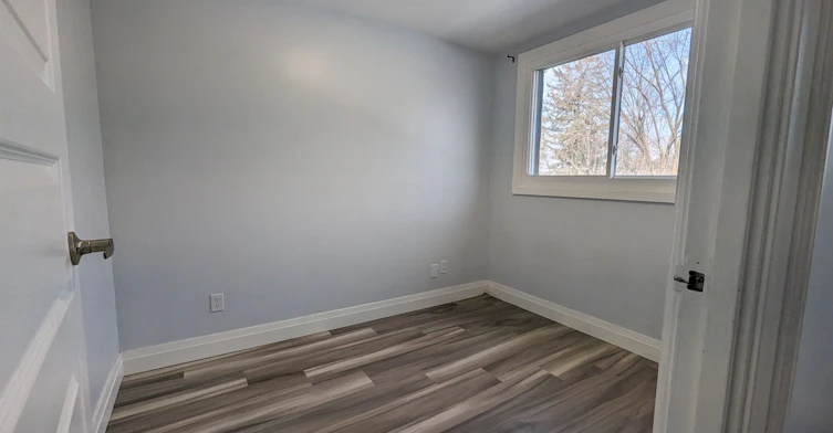 306-581 Strasburg Road, Kitchener, ON, N2E 1P2 - 14