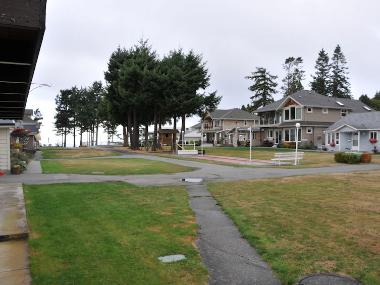 2250 Christopherson 19 Road, Surrey, BC, V4A 3L3 - 3