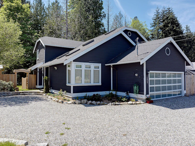 7843 Eagle Drive, Halfmoon Bay, BC, V7Z 1A3