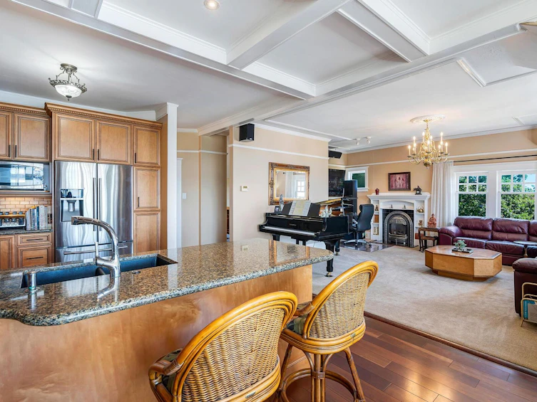 1926 Crescent Road, Oak Bay, BC, V8S 2H1 - 17