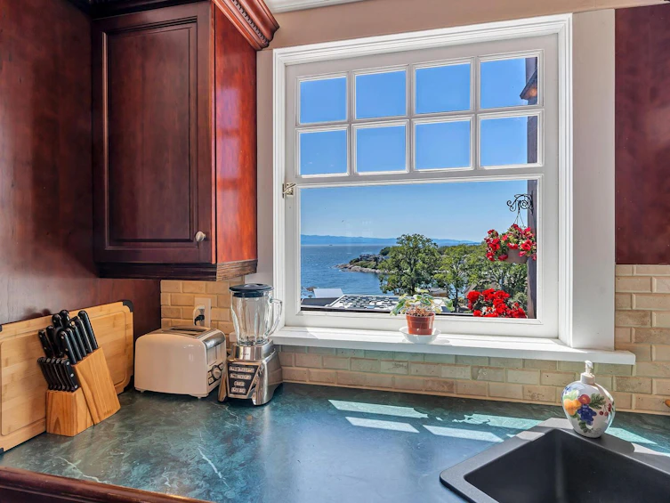 1926 Crescent Road, Oak Bay, BC, V8S 2H1 - 50