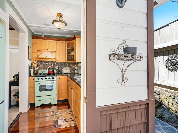 1926 Crescent Road, Oak Bay, BC, V8S 2H1 - 70