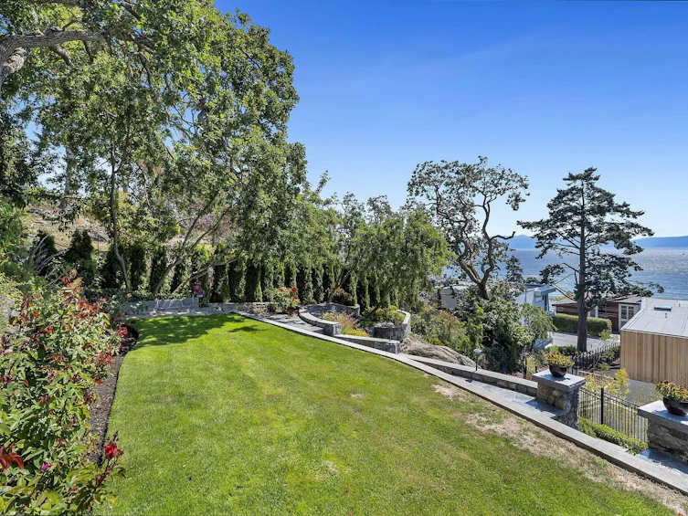 1926 Crescent Road, Oak Bay, BC, V8S 2H1 - 75