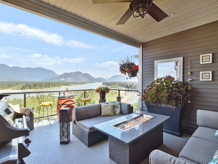 43685 Chilliwack Mountain 65 Road, Chilliwack, BC, V2R 0X5